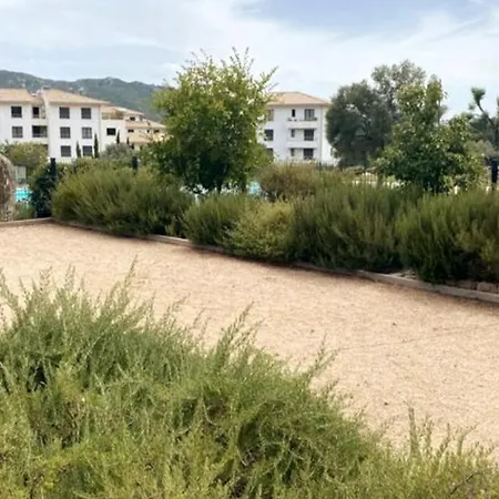 Superb With Swimming Pool Domaine D'arca 펜션 *