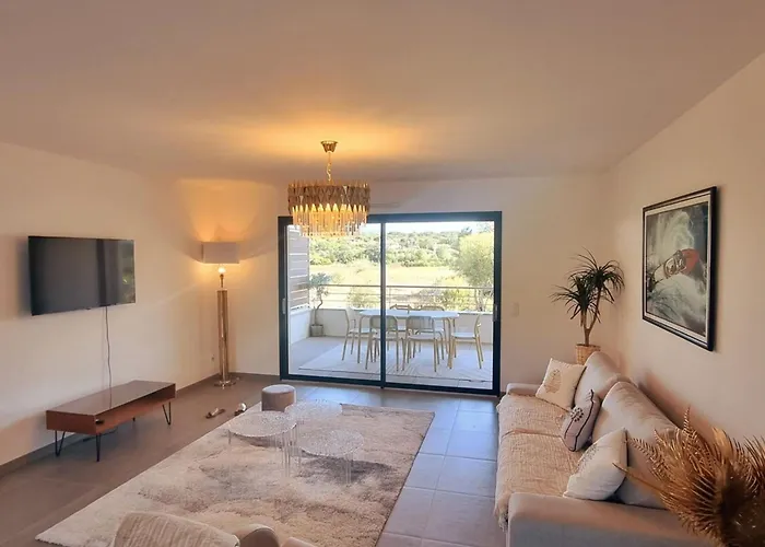 Superb With Swimming Pool Domaine D'arca Porto Vecchio