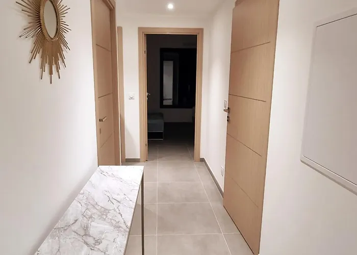 Vakantiehuis Superb With Swimming Pool Domaine D'arca