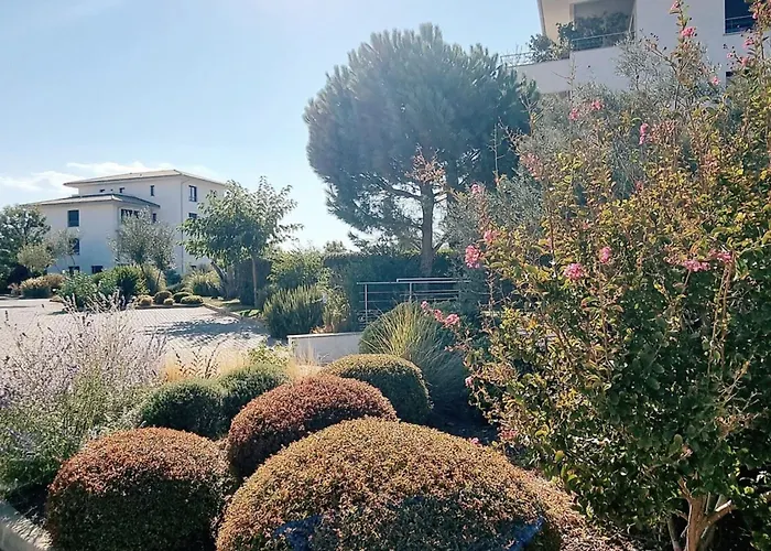 Vakantiehuis Superb With Swimming Pool Domaine D'arca Porto-Vecchio (Corsica)