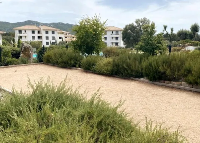 Superb With Swimming Pool Domaine D'arca Сasa de vacaciones *